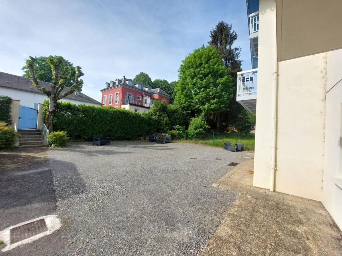 Les Cactus Apartment Bagneres-de-Bigorre Bagian luar foto
