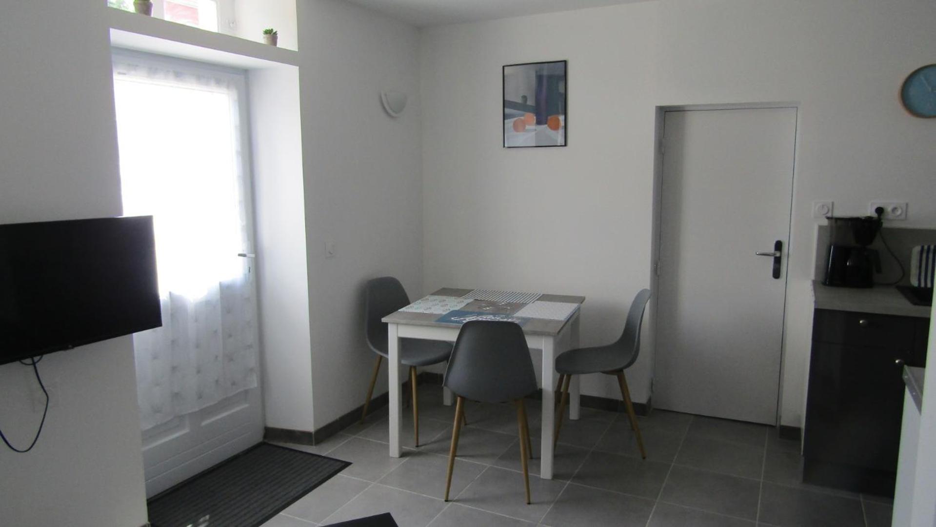 Les Cactus Apartment Bagneres-de-Bigorre Bagian luar foto